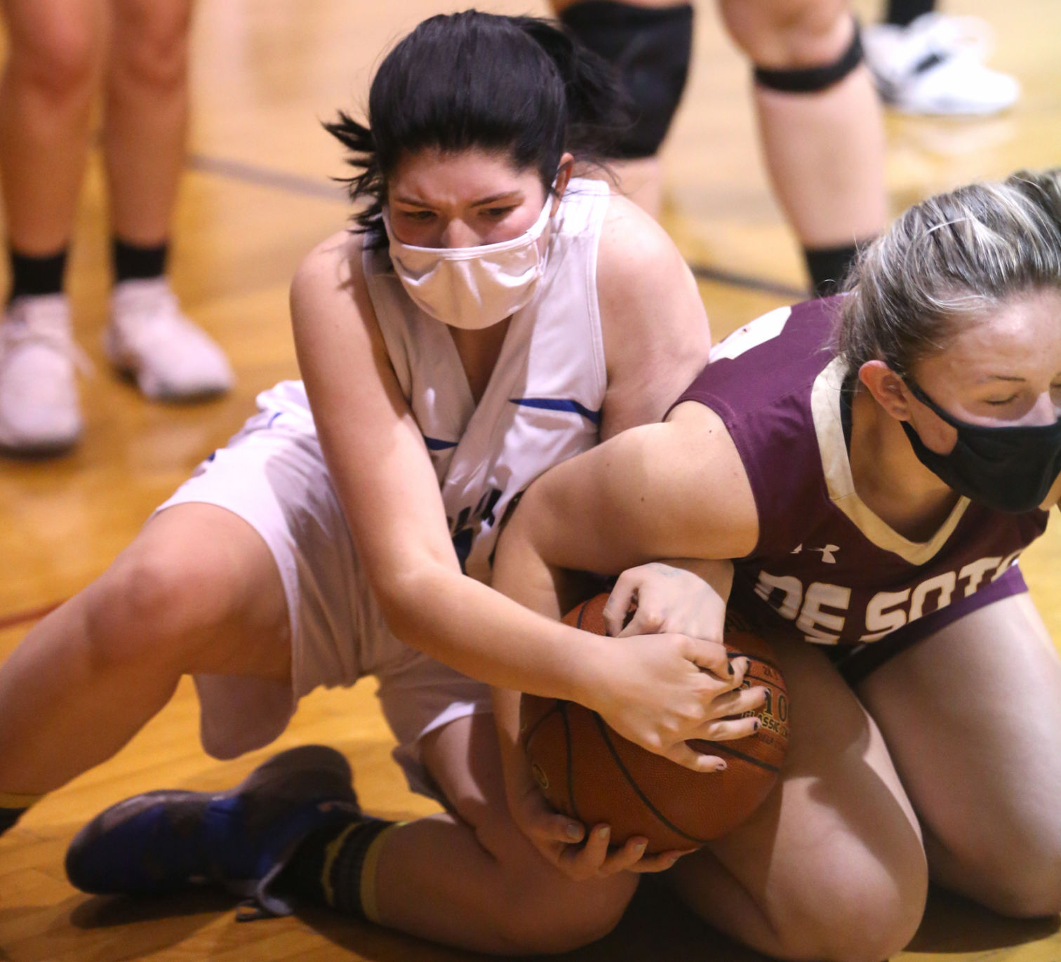 December 8: De Soto vs Coulee Christian